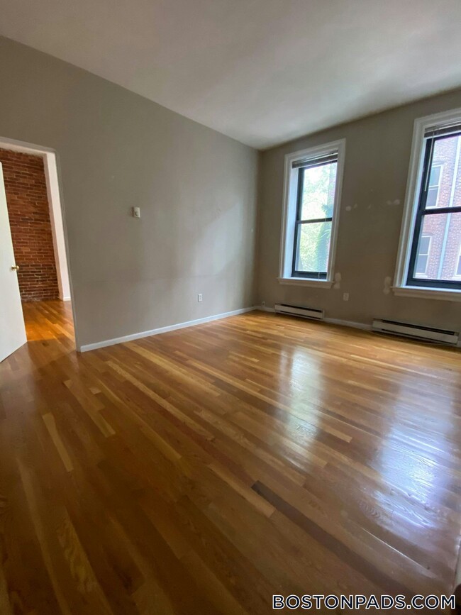Building Photo - 23 Cortes St