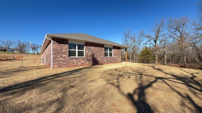 Building Photo - 17024 Buck Cir