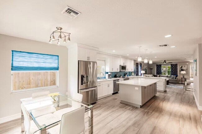 Building Photo - Updated 3-bedroom, 2-bath single-family home w/ Heated Saltwater Pool