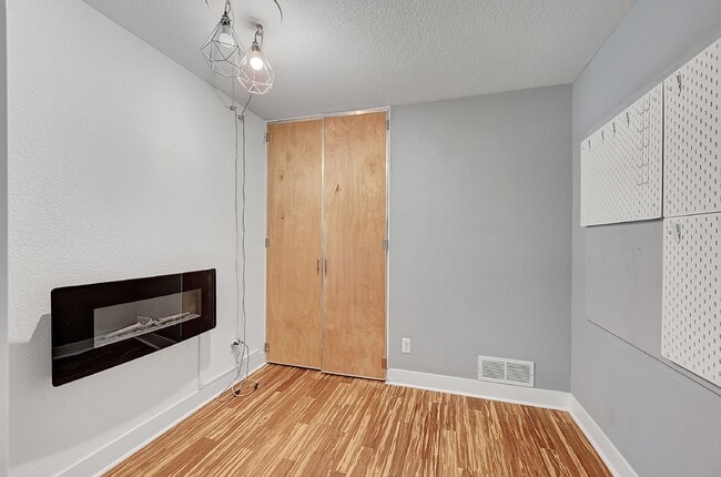 Building Photo - 2,840.95,  3-Bedroom, 1-bathroom Home In Erie with Stunning Backyard Space!