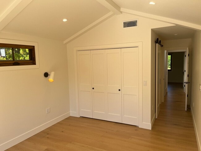 Building Photo - Completely Remodeled Home in Prime Los Gat...