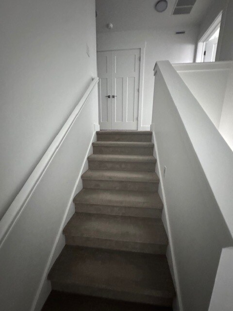 Building Photo - 188 1700 W