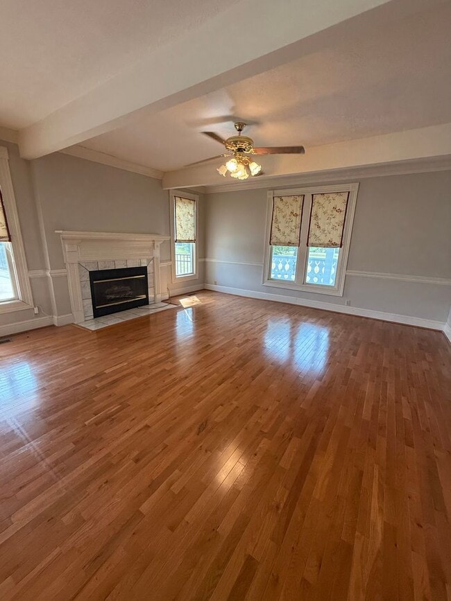 Building Photo - Historic Southern Estate on 127 Acres with...