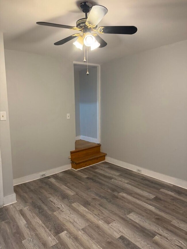 Building Photo - 25 S 9th St