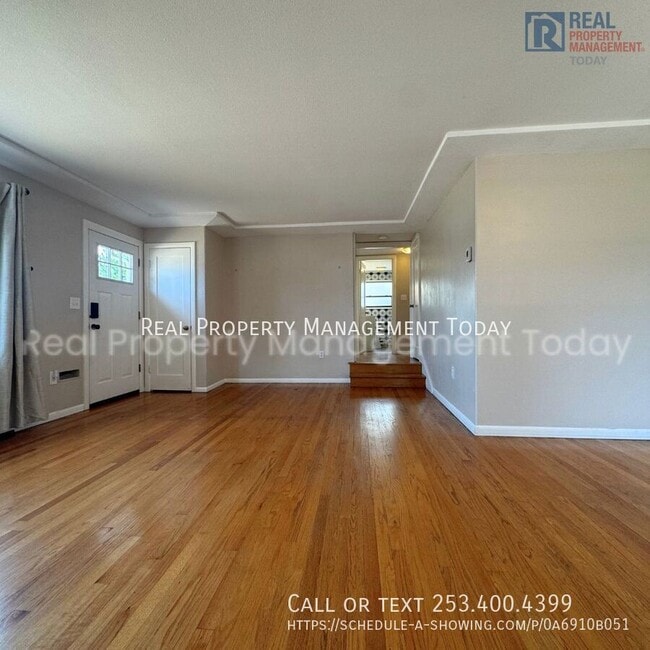 Building Photo - 3122 S 11th St