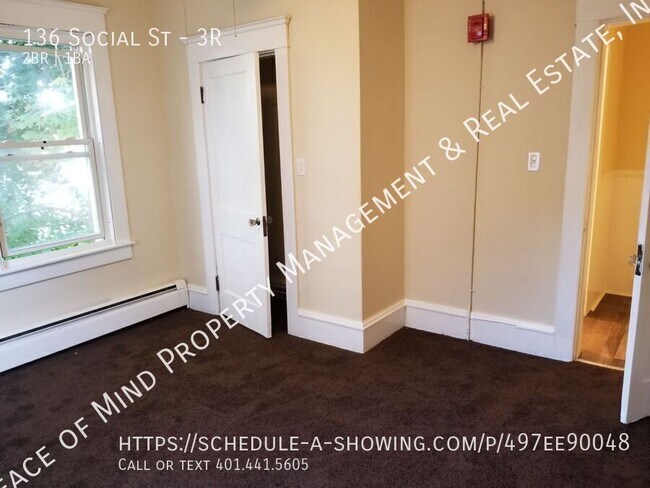 Building Photo - 136 Social St