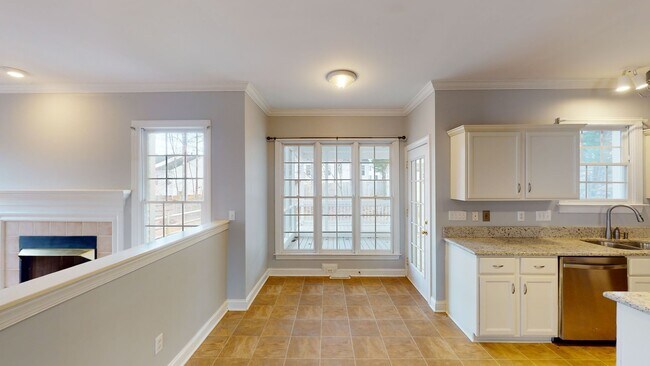 Building Photo - 7819 Red Oaks Trail