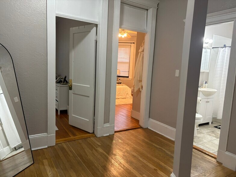 Building Photo - 1050 Commonwealth Ave