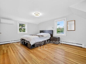 Building Photo - 37 Pine St