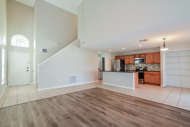 Building Photo - 15261 Harrowgate Way