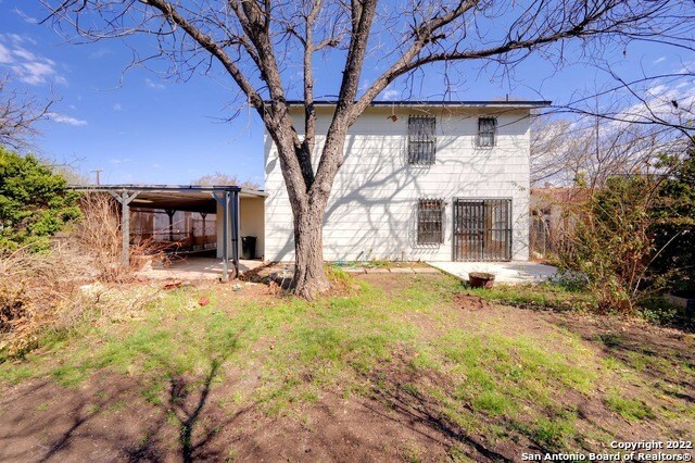 Building Photo - 2222 Beechaven Dr