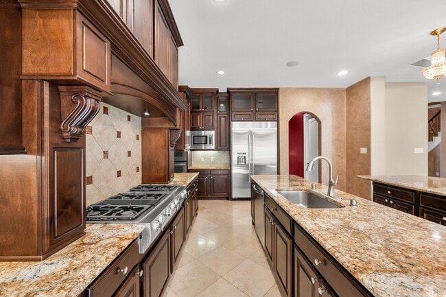 Building Photo - 75 S Fremont Ridge Loop