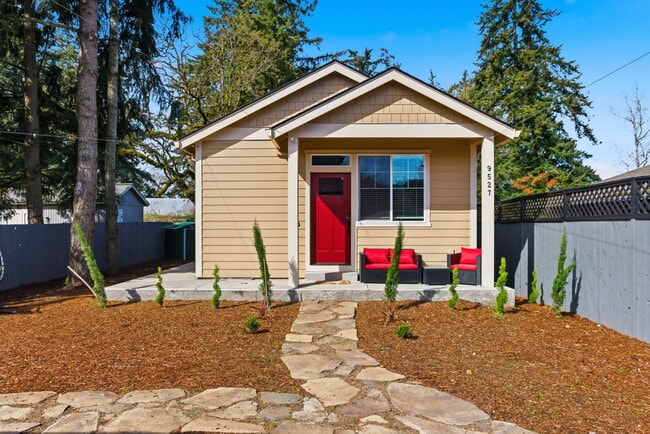 Building Photo - 9527 SE 73rd Ave