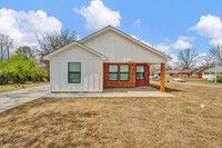 Building Photo - New Rental Opportunity in Memphis!