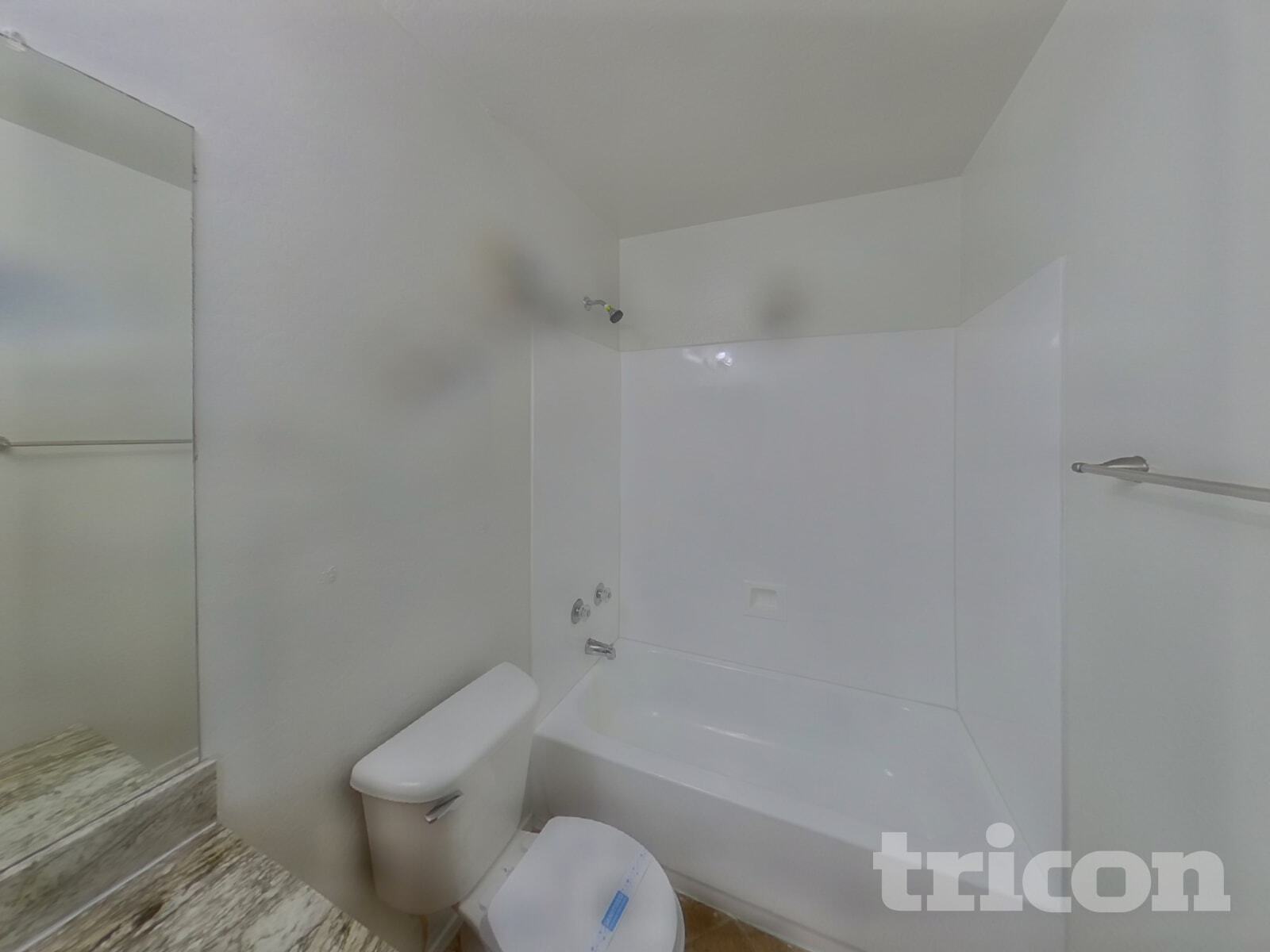 Building Photo - 43738 Elm Dr