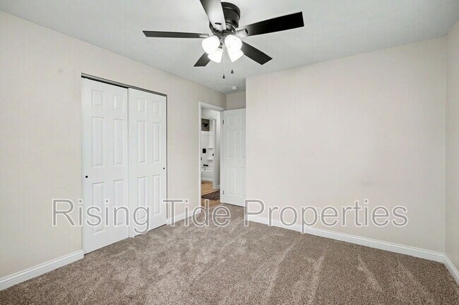 Building Photo - 2569 Richmar Dr