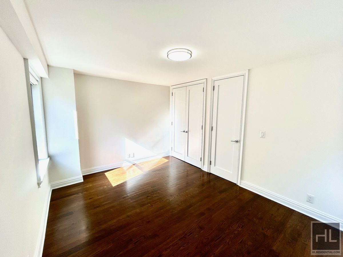 Building Photo - East 89th STREET