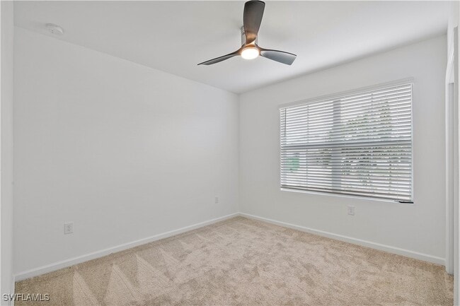 Building Photo - 42425 Cascade Dr