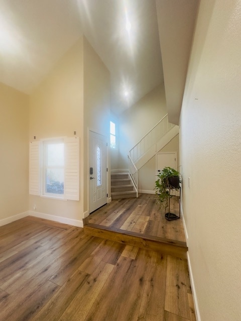 Building Photo - 4627 Rousillon Ave