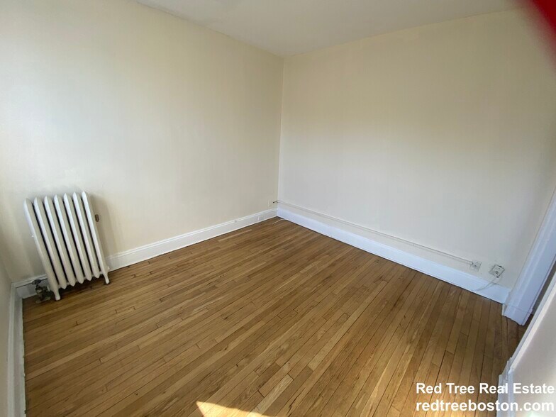 Building Photo - 1148 Commonwealth Ave