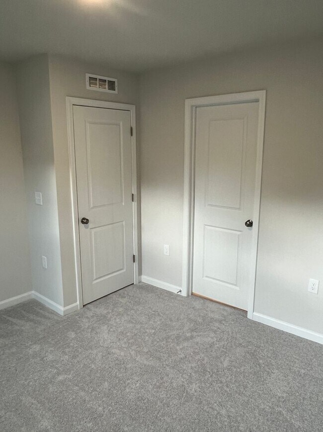 Building Photo - 3bd/3.5 ba Townhome for rent @ Rosedale in Wake Forest