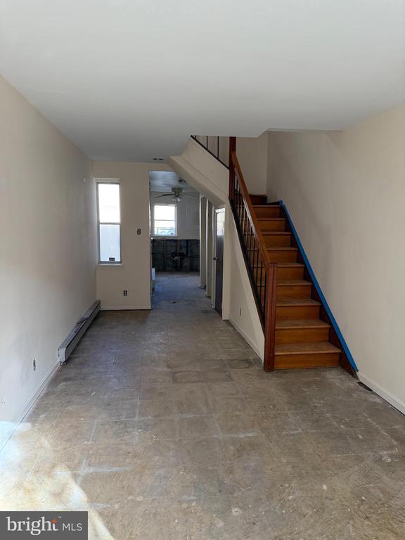 Building Photo - 48 W West St