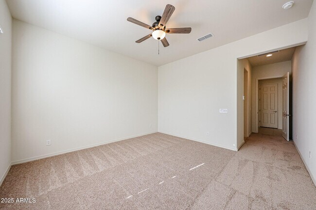 Building Photo - 24885 N 170th Dr