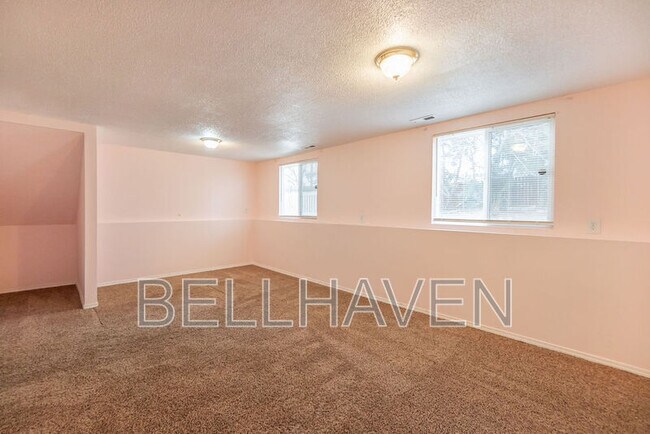 Building Photo - 5797 S Sedum Way