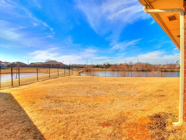 Building Photo - 4117 Green Apple Dr