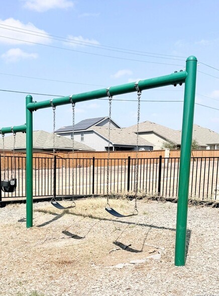 Building Photo - 10219 Tulipwood Run