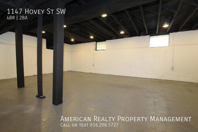 Building Photo - 1147 Hovey St SW