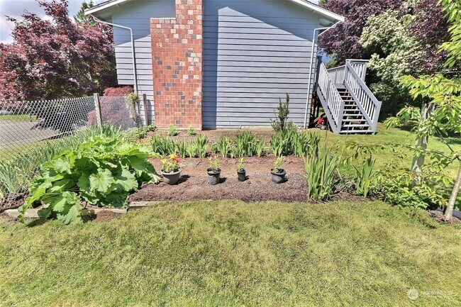 Building Photo - 10608 166th Pl NE