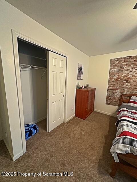 Building Photo - 385 Rattlesnake Hill Rd