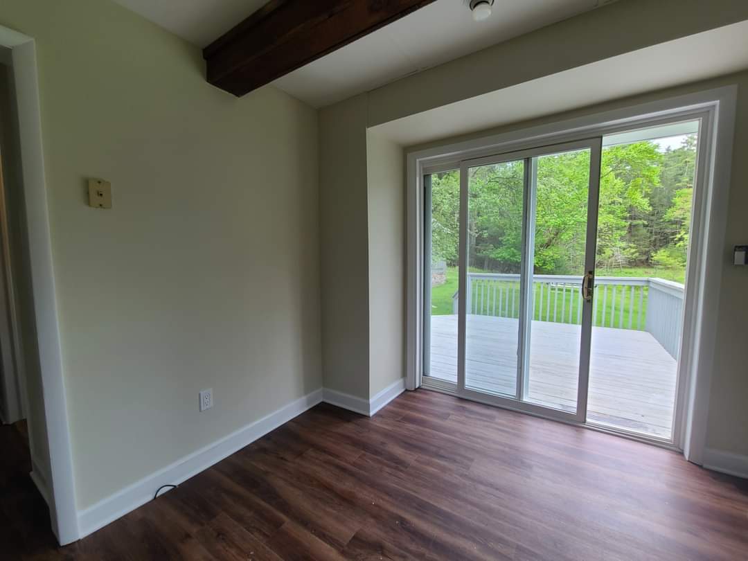 Building Photo - 5 Beaver Brook Rd