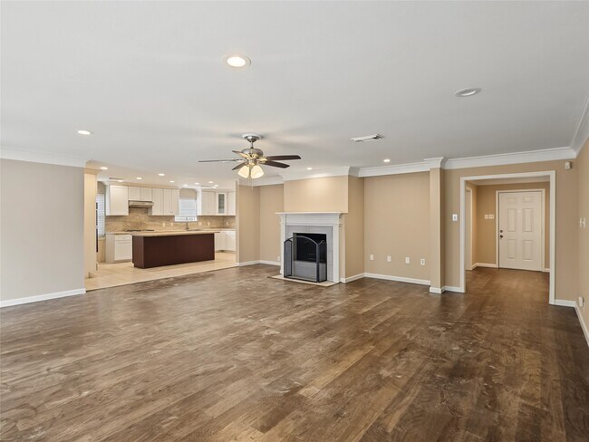 Building Photo - 139 Haversham Dr
