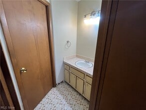 Building Photo - 14741 Indian Creek Dr