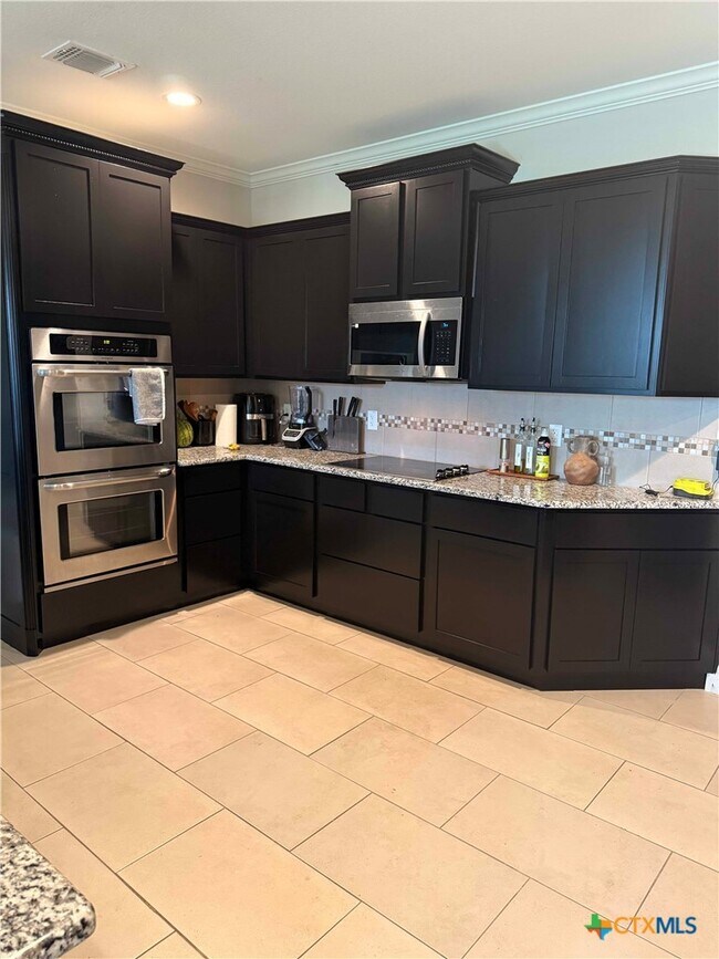 Building Photo - 6213 Morganite Ln