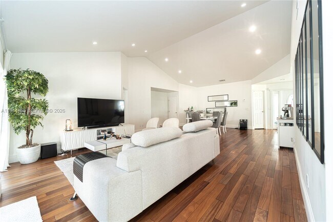 Building Photo - 9939 NW 47th Terrace