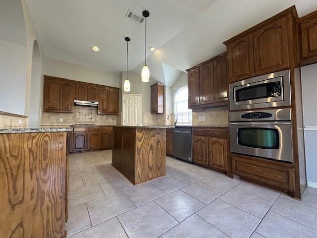 Building Photo - 1128 Coolidge St