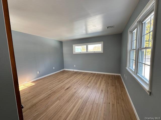 Building Photo - 5 Pine St