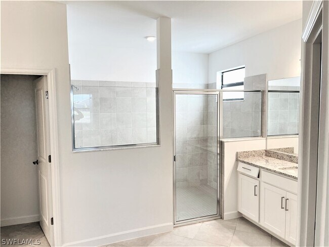 Building Photo - 11163 Canopy Loop