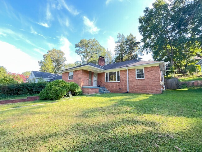 Building Photo - 5612 Massachusetts Ave