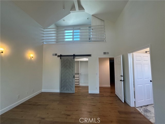 Building Photo - 13508 Moorpark St