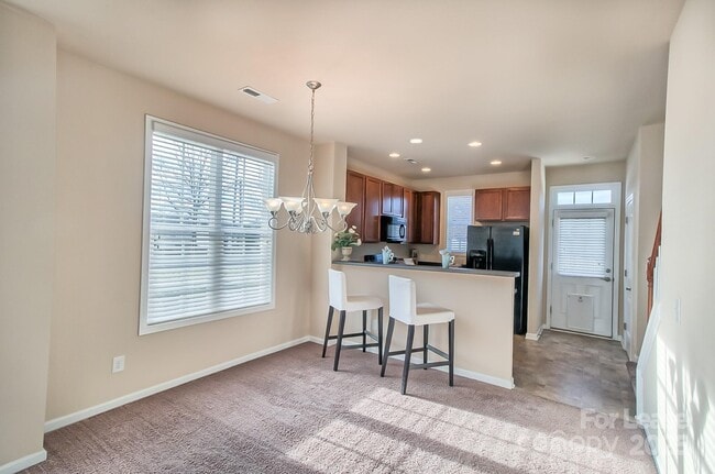 Building Photo - 9503 Longstone Ln