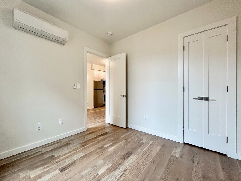 Building Photo - 524 W 134th St