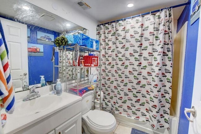 Building Photo - 8279 Severn Dr