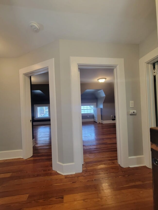 Building Photo - 262 Claremont Ave