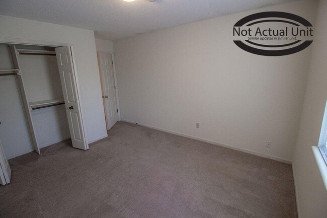 Building Photo - 1910 Mirtle Grove Ct