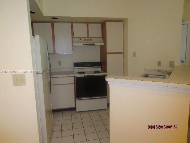 Building Photo - 12620 Vista Isles Dr