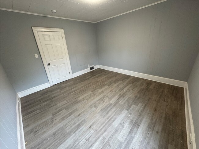 Building Photo - 28 Lydia St